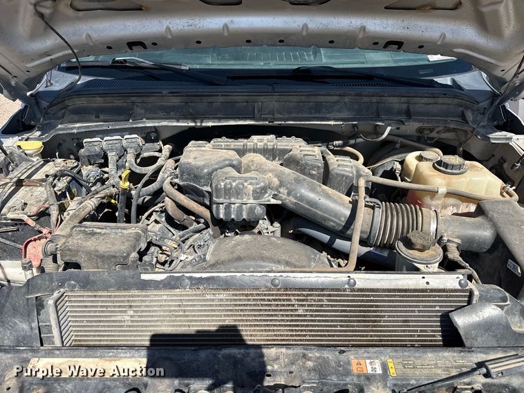 image for item FB6941 2015 Ford F350 Super Duty XL Crew Cab pickup truck