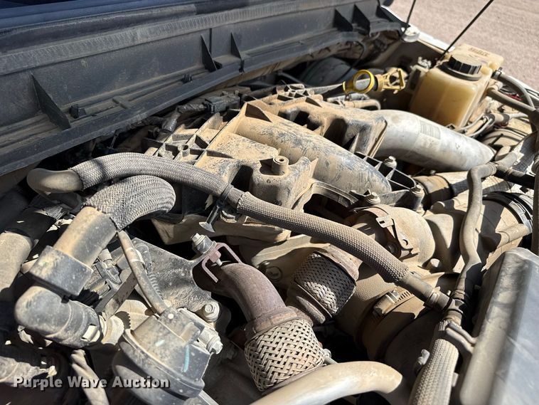 image for item FB6942 2015 Ford F350  Super Duty XL Crew Cab pickup truck