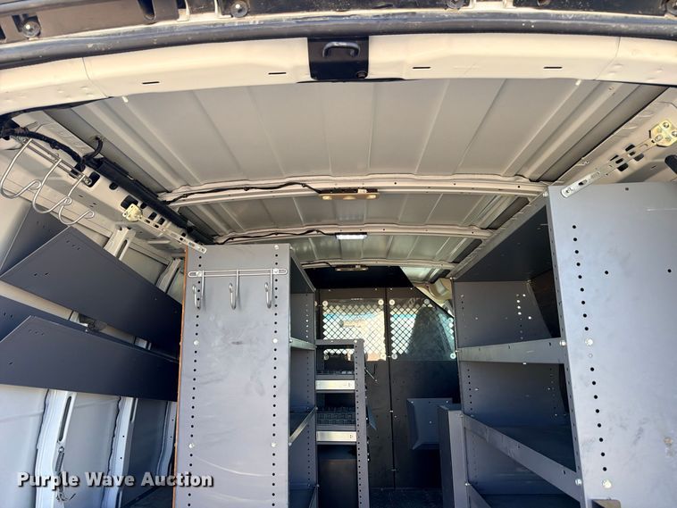 image for item FB8286 2017 Chevrolet Express 2500 van