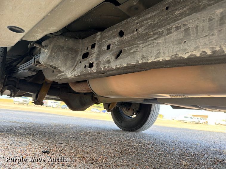 image for item FB8286 2017 Chevrolet Express 2500 van