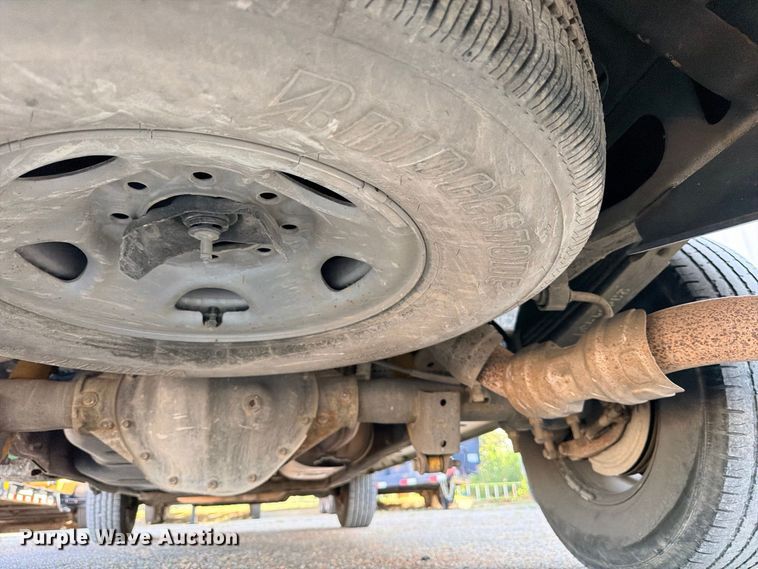 image for item FB8286 2017 Chevrolet Express 2500 van