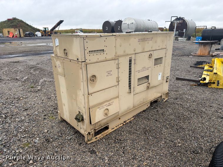 image for item FC3342 L3 MEP-806B generator