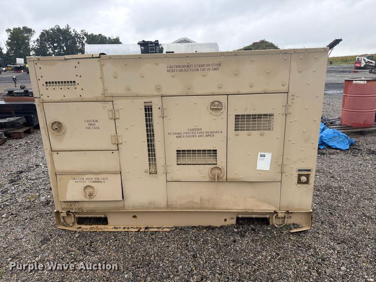 image for item FC3342 L3 MEP-806B generator