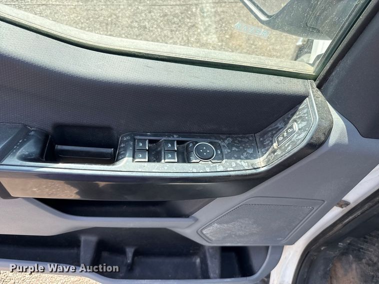 image for item FC4072 2022 Ford F150 Crew Cab pickup truck