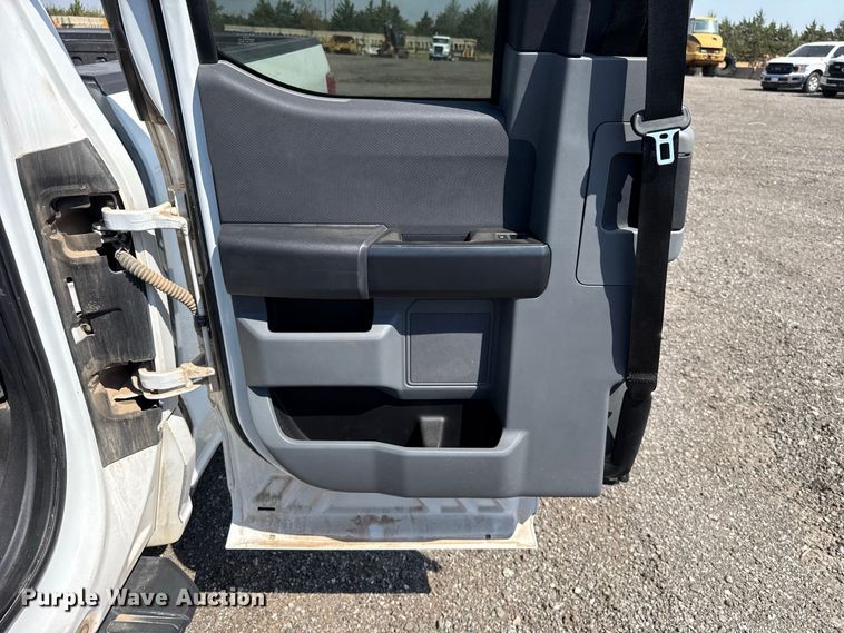 image for item FC4072 2022 Ford F150 Crew Cab pickup truck