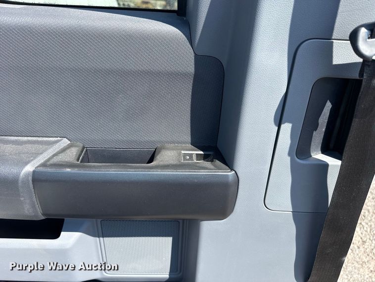image for item FC4072 2022 Ford F150 Crew Cab pickup truck