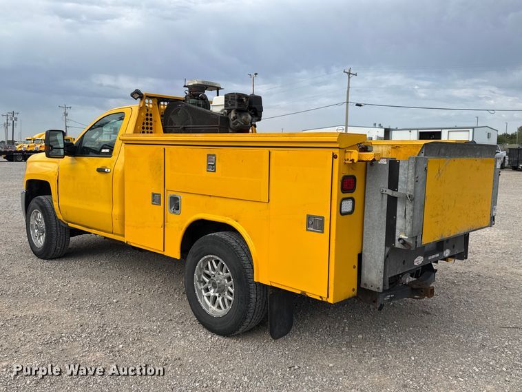 image for item FC4219 2017 Chevrolet Silverado 3500 utility bed pickup truck