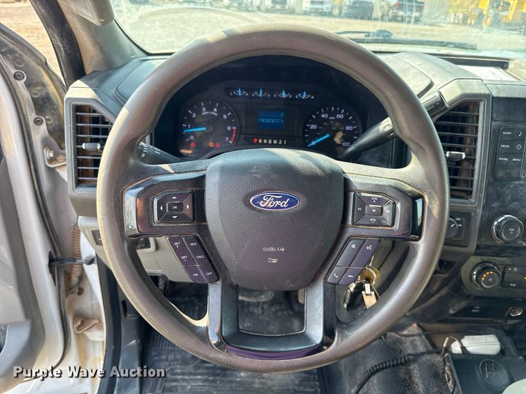 image for item FC4231 2019 Ford F250 Super Duty Ext. Cab pickup truck