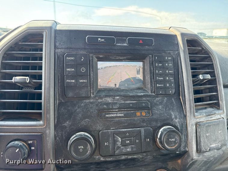 image for item FC4231 2019 Ford F250 Super Duty Ext. Cab pickup truck