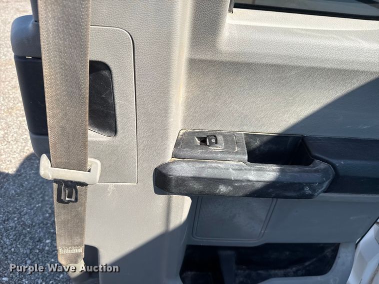 image for item FC4231 2019 Ford F250 Super Duty Ext. Cab pickup truck
