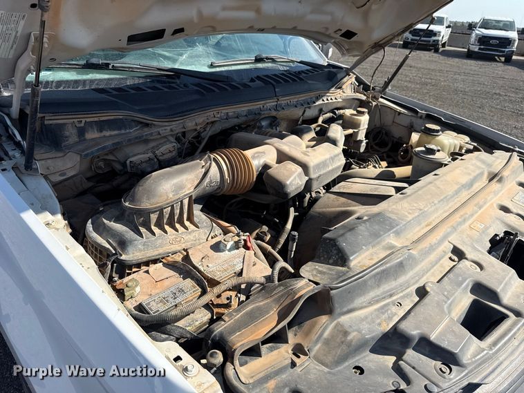image for item FC4231 2019 Ford F250 Super Duty Ext. Cab pickup truck