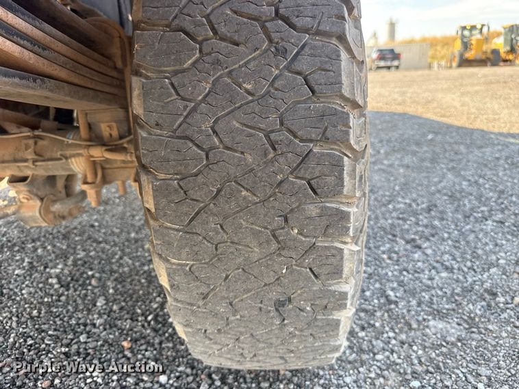 image for item FC4231 2019 Ford F250 Super Duty Ext. Cab pickup truck