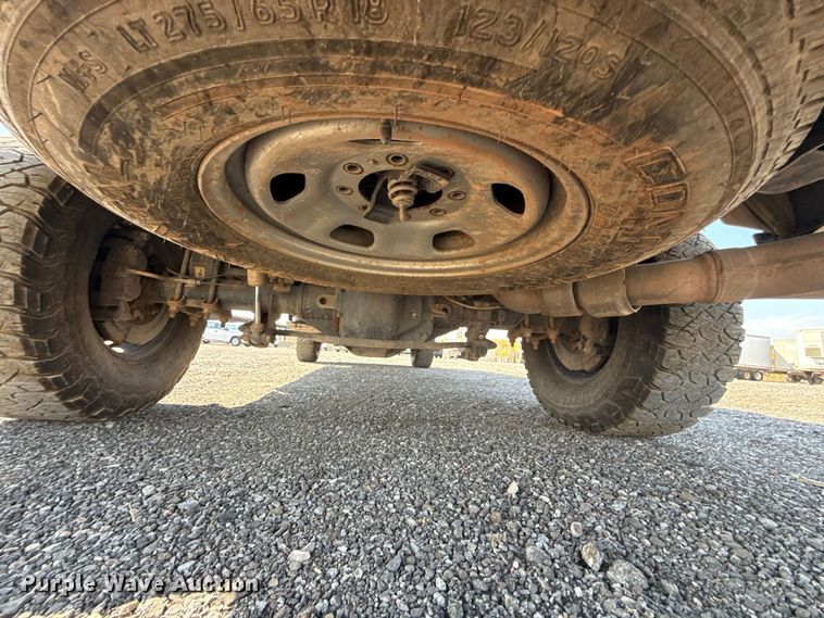 image for item FC4233 2022 Ford F350 Super Duty Crew Cab pickup truck