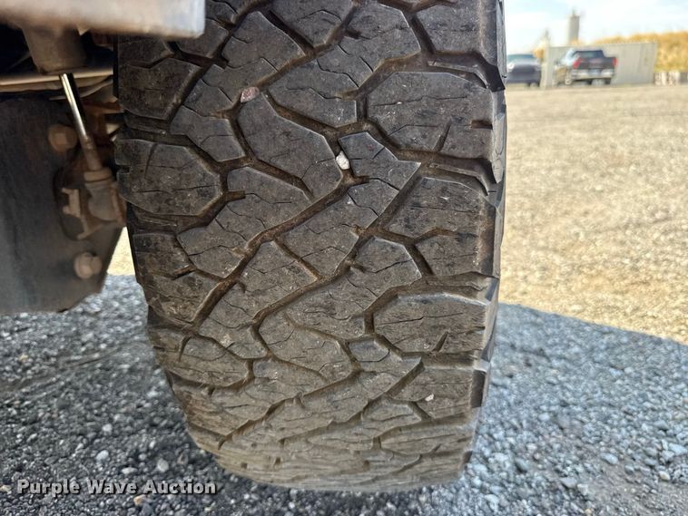 image for item FC4233 2022 Ford F350 Super Duty Crew Cab pickup truck