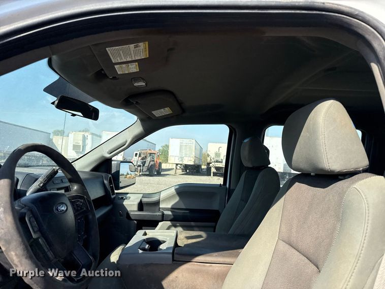 image for item FC4235 2017 Ford F-150 Crew Cab pickup truck
