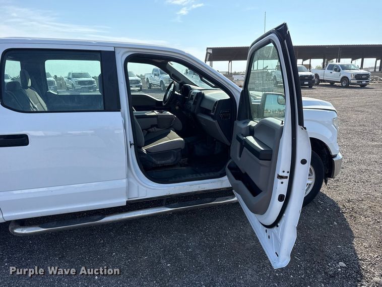 image for item FC4235 2017 Ford F-150 Crew Cab pickup truck