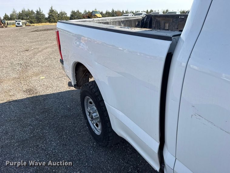 image for item FC4236 2020 Ford F250 Super Duty Ext. Cab pickup truck