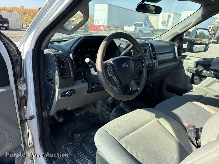 image for item FC4236 2020 Ford F250 Super Duty Ext. Cab pickup truck