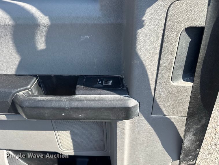 image for item FC4236 2020 Ford F250 Super Duty Ext. Cab pickup truck