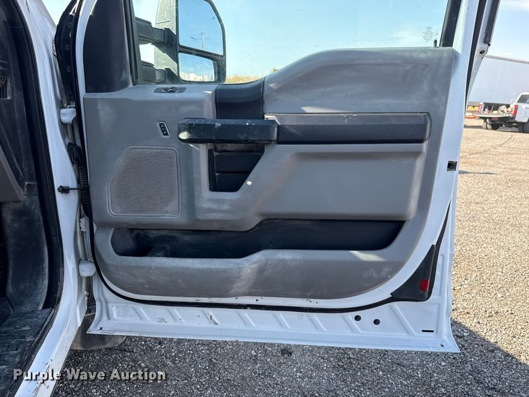 image for item FC4236 2020 Ford F250 Super Duty Ext. Cab pickup truck