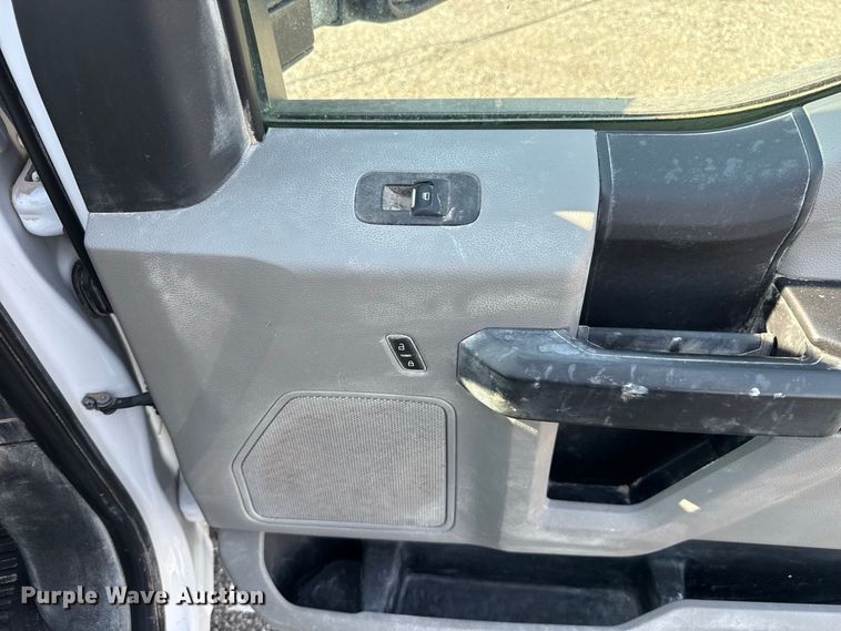 image for item FC4236 2020 Ford F250 Super Duty Ext. Cab pickup truck
