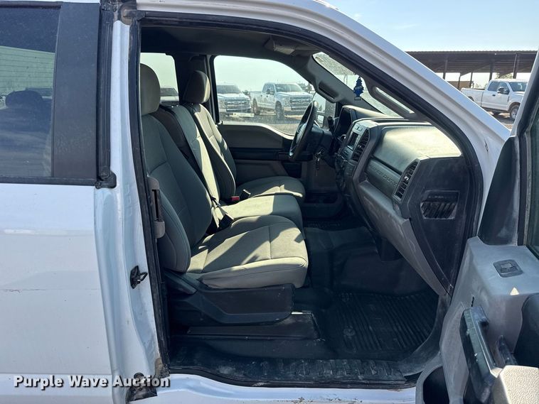 image for item FC4236 2020 Ford F250 Super Duty Ext. Cab pickup truck