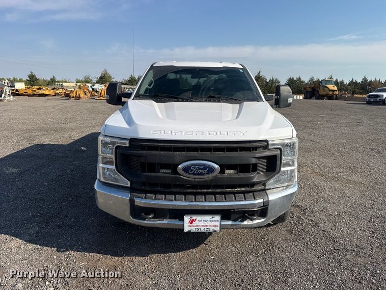 image for item FC4237 2020 Ford F250 Super Duty Crew Cab pickup truck