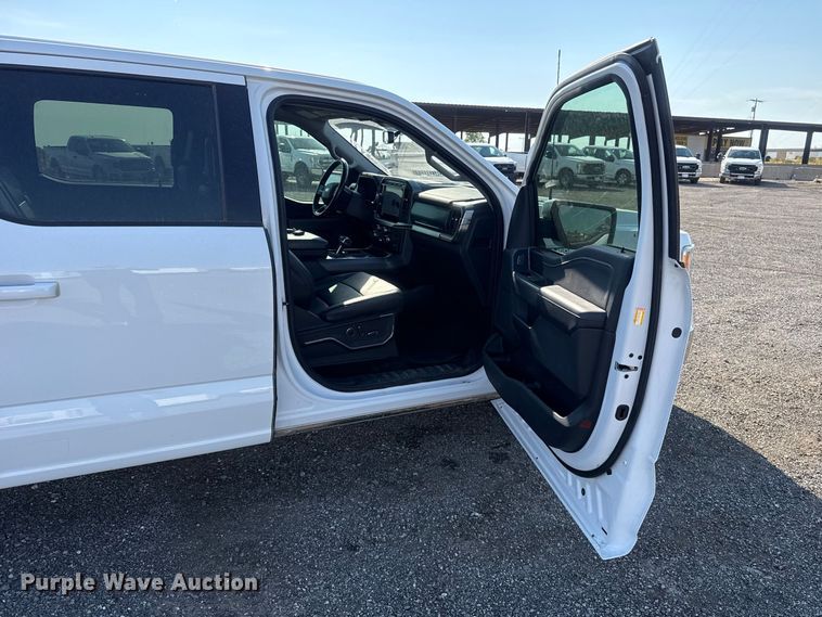 image for item FC4238 2021 Ford F-150 Crew Cab pickup truck