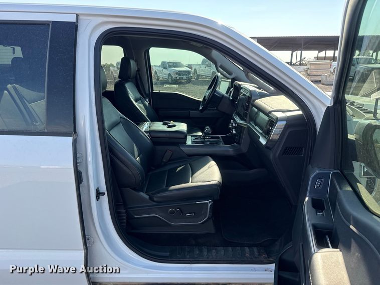 image for item FC4238 2021 Ford F-150 Crew Cab pickup truck