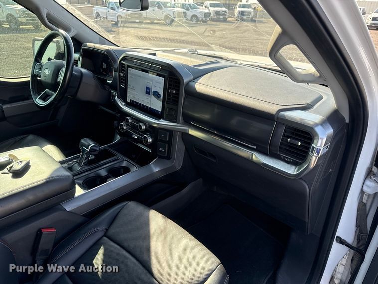 image for item FC4238 2021 Ford F-150 Crew Cab pickup truck