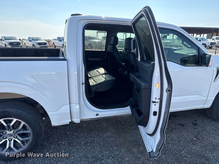 image for item FC4238 2021 Ford F-150 Crew Cab pickup truck