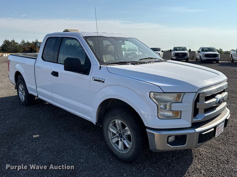 image for item FC4239 2015 Ford F150 Ext. Cab pickup truck