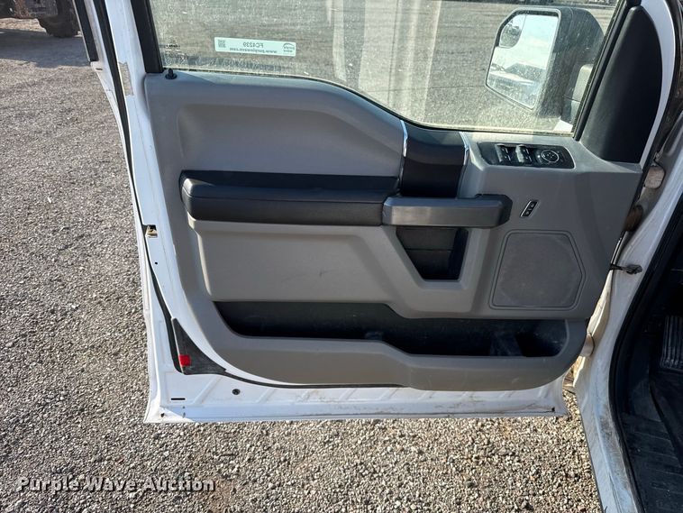 image for item FC4239 2015 Ford F150 Ext. Cab pickup truck