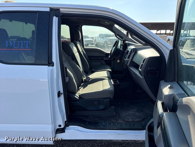 image for item FC4239 2015 Ford F150 Ext. Cab pickup truck