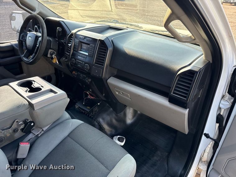 image for item FC4240 2016 Ford F150 Ext. Cab pickup truck