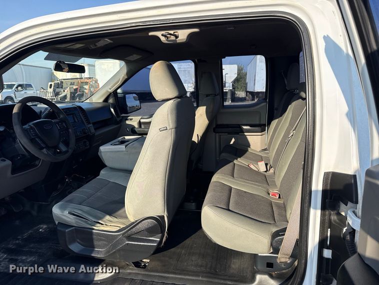 image for item FC4240 2016 Ford F150 Ext. Cab pickup truck