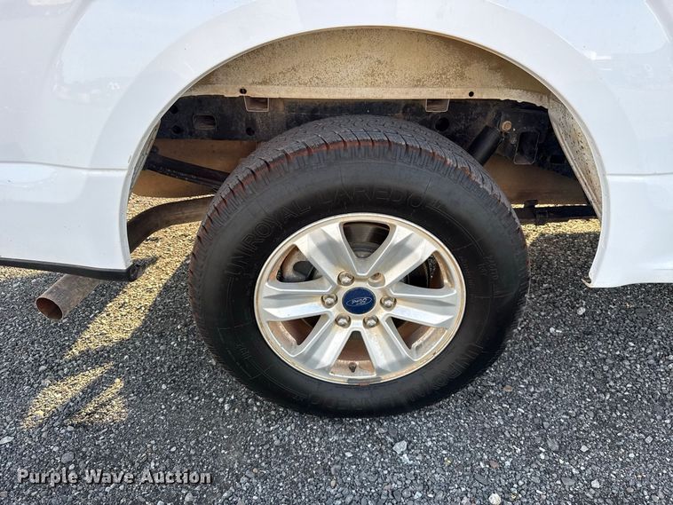 image for item FC4240 2016 Ford F150 Ext. Cab pickup truck