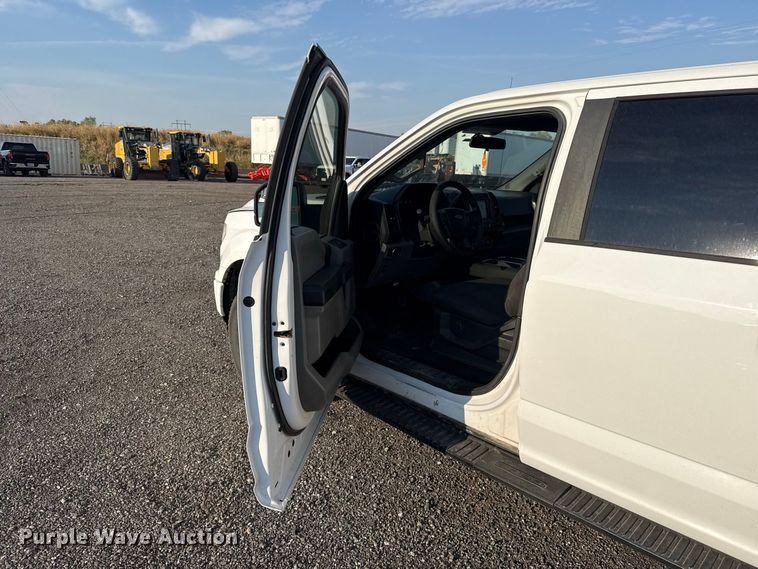 image for item FC4241 2018 Ford F150 Crew Cab pickup truck