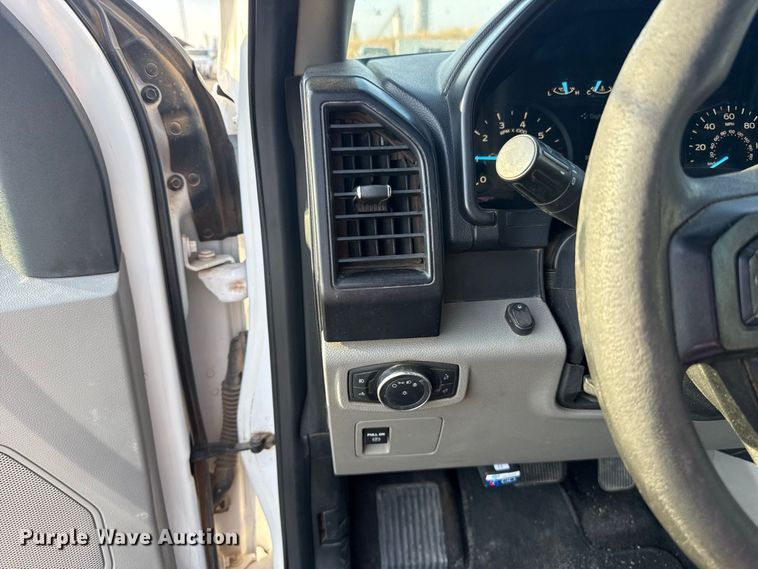 image for item FC4241 2018 Ford F150 Crew Cab pickup truck