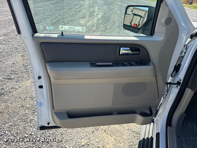 image for item FC4298 2012 Ford Expedition SUV