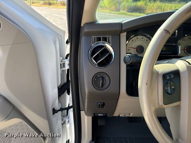 image for item FC4298 2012 Ford Expedition SUV