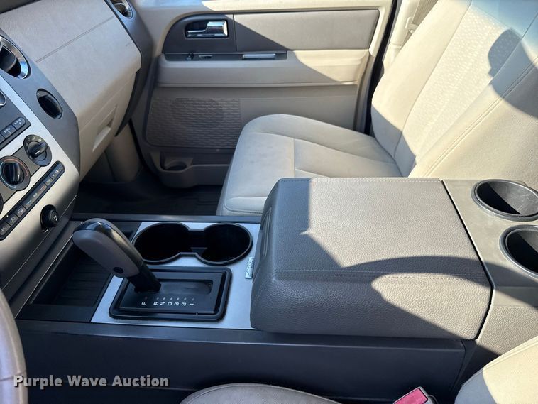 image for item FC4298 2012 Ford Expedition SUV