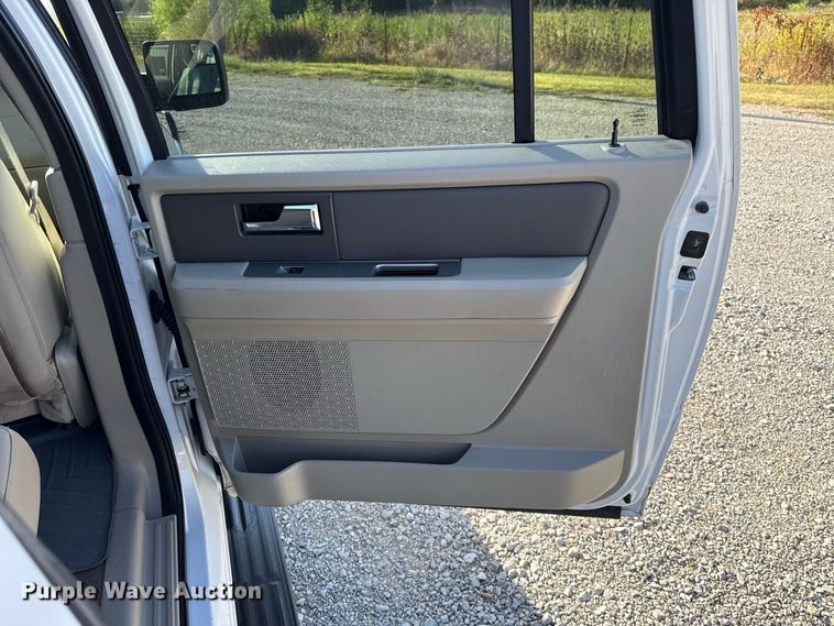 image for item FC4298 2012 Ford Expedition SUV