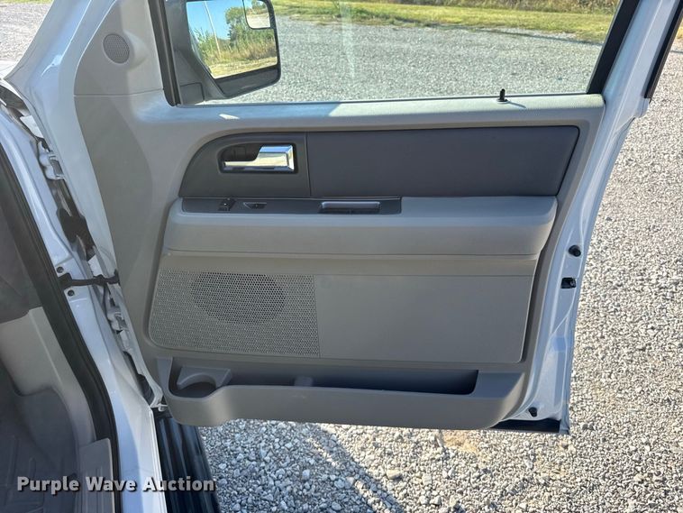image for item FC4298 2012 Ford Expedition SUV