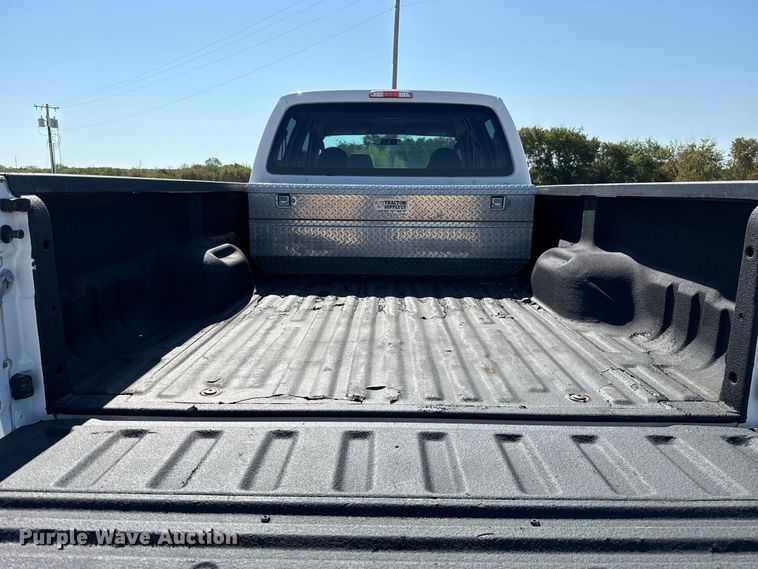 image for item FC4300 2008 Ford F250 Super Duty Crew Cab pickup truck