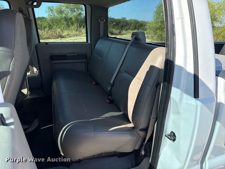 image for item FC4300 2008 Ford F250 Super Duty Crew Cab pickup truck