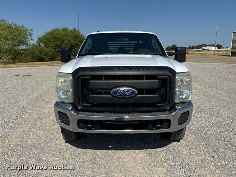 image for item FC4301 2011 Ford F250 Super Duty Crew Cab flatbed pickup truck