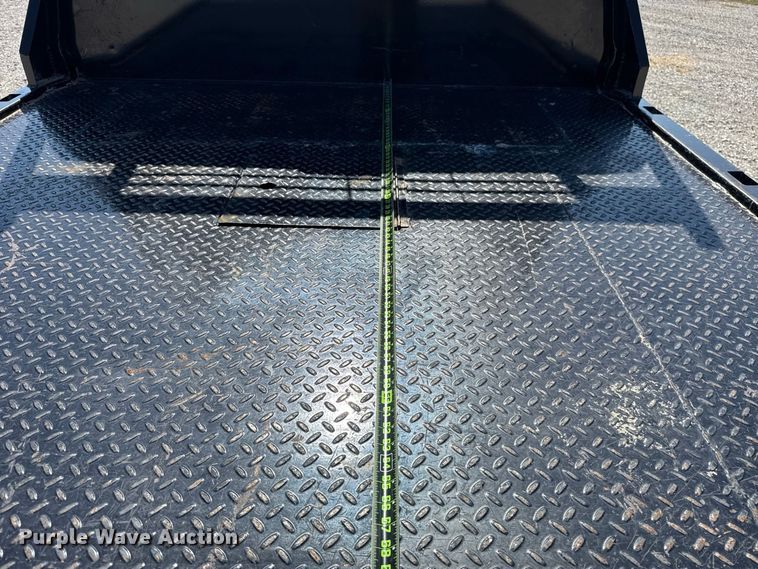 image for item FC4301 2011 Ford F250 Super Duty Crew Cab flatbed pickup truck