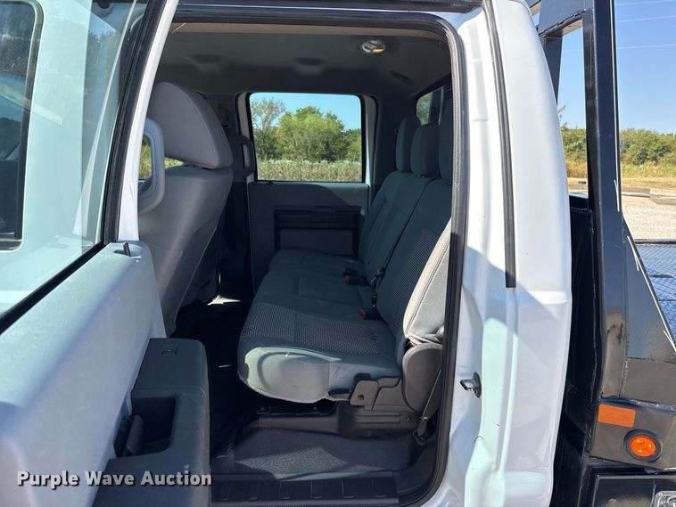 image for item FC4301 2011 Ford F250 Super Duty Crew Cab flatbed pickup truck