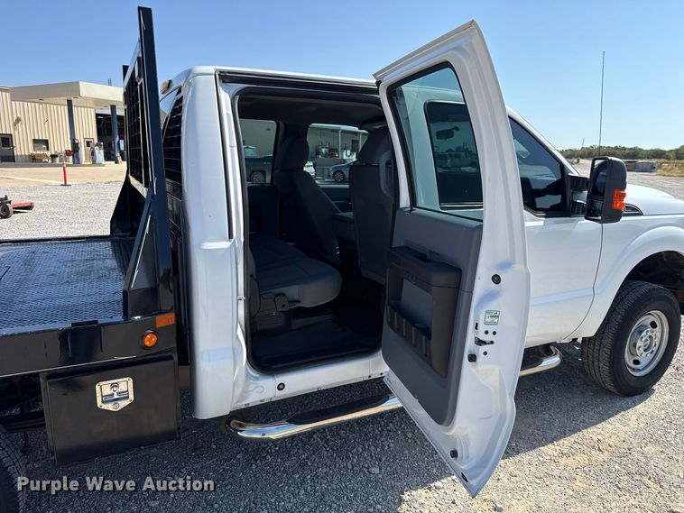 image for item FC4301 2011 Ford F250 Super Duty Crew Cab flatbed pickup truck